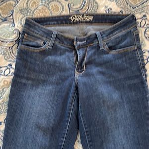 Old Navy rockstar capris 10